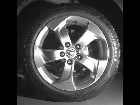Used 2017 Honda HR-V EX image 11