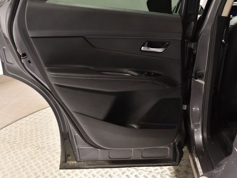 Used 2025 Nissan Murano SV image 25