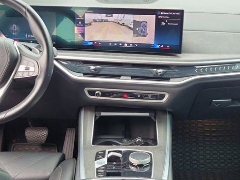 Used 2024 BMW X5 xDrive40i AWD/4WD image 17
