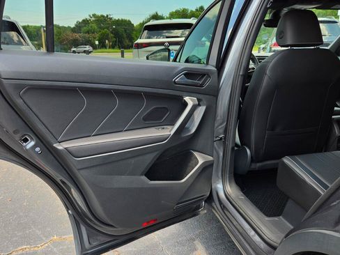Certified 2024 Volkswagen Tiguan SE R-Line FWD image 41