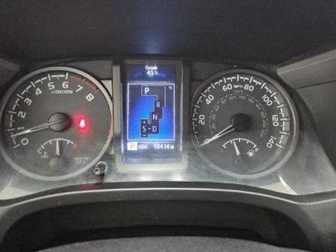 Used 2017 Toyota Tacoma TRD Off-Road w/ Tow Package (A/T) AWD/4WD image 7