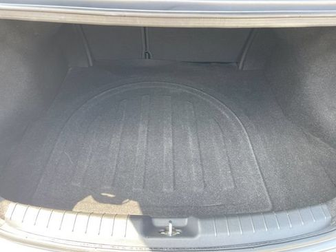 Used 2018 Hyundai Elantra Value Edition FWD image 22