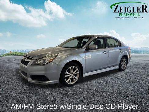 Used 2013 Subaru Legacy 2.5i Premium AWD/4WD image 2