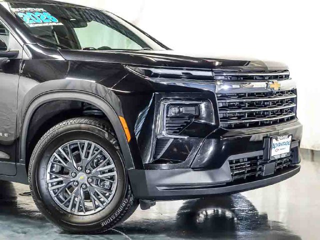 Certified 2026 Chevrolet Traverse LT AWD/4WD image 3