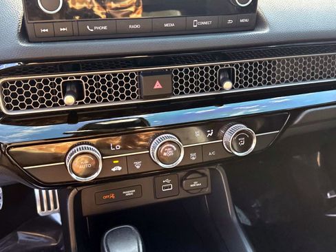 Used 2022 Honda Civic Sport image 19