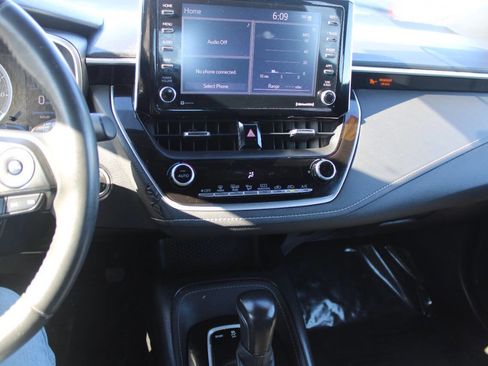Used 2021 Toyota Corolla SE w/ Carpet Mat Package (TMS) image 13