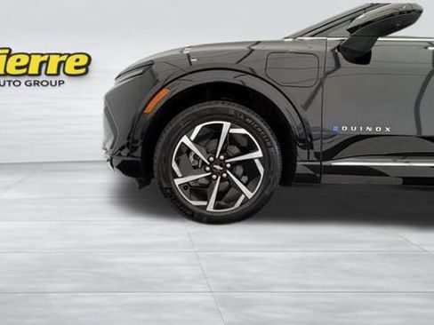 Used 2024 Chevrolet Equinox EV LT AWD/4WD image 11