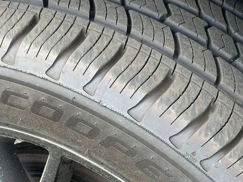 Used 2017 Jeep Grand Cherokee Summit AWD/4WD image 9