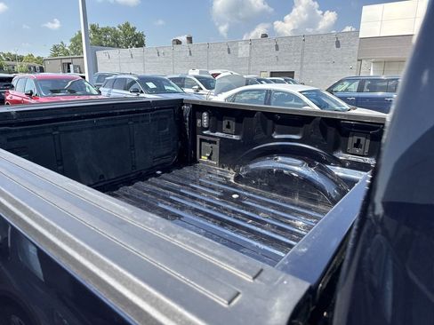 Certified 2022 Ford F150 XLT w/ Equipment Group 302A High image 19