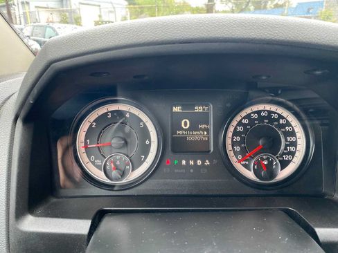 Used 2019 RAM 1500 Express w/ Express Value Package AWD/4WD image 17