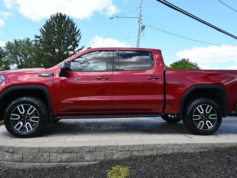 Used 2024 GMC Sierra 1500 AT4 w/ AT4 Premium Package AWD/4WD image 8
