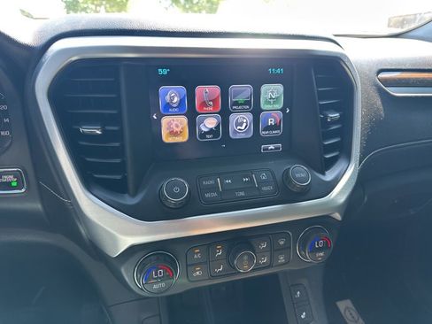 Used 2019 GMC Acadia SLE FWD image 19