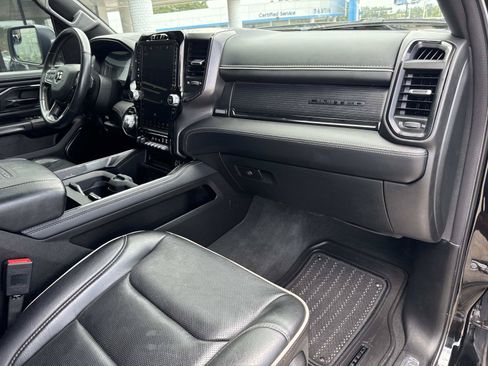 Used 2023 RAM 1500 Limited AWD/4WD image 13