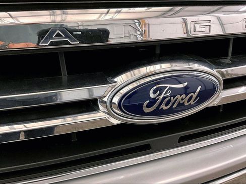 Certified 2019 Ford Ranger Lariat w/ Equipment Group 501A Mid image 29