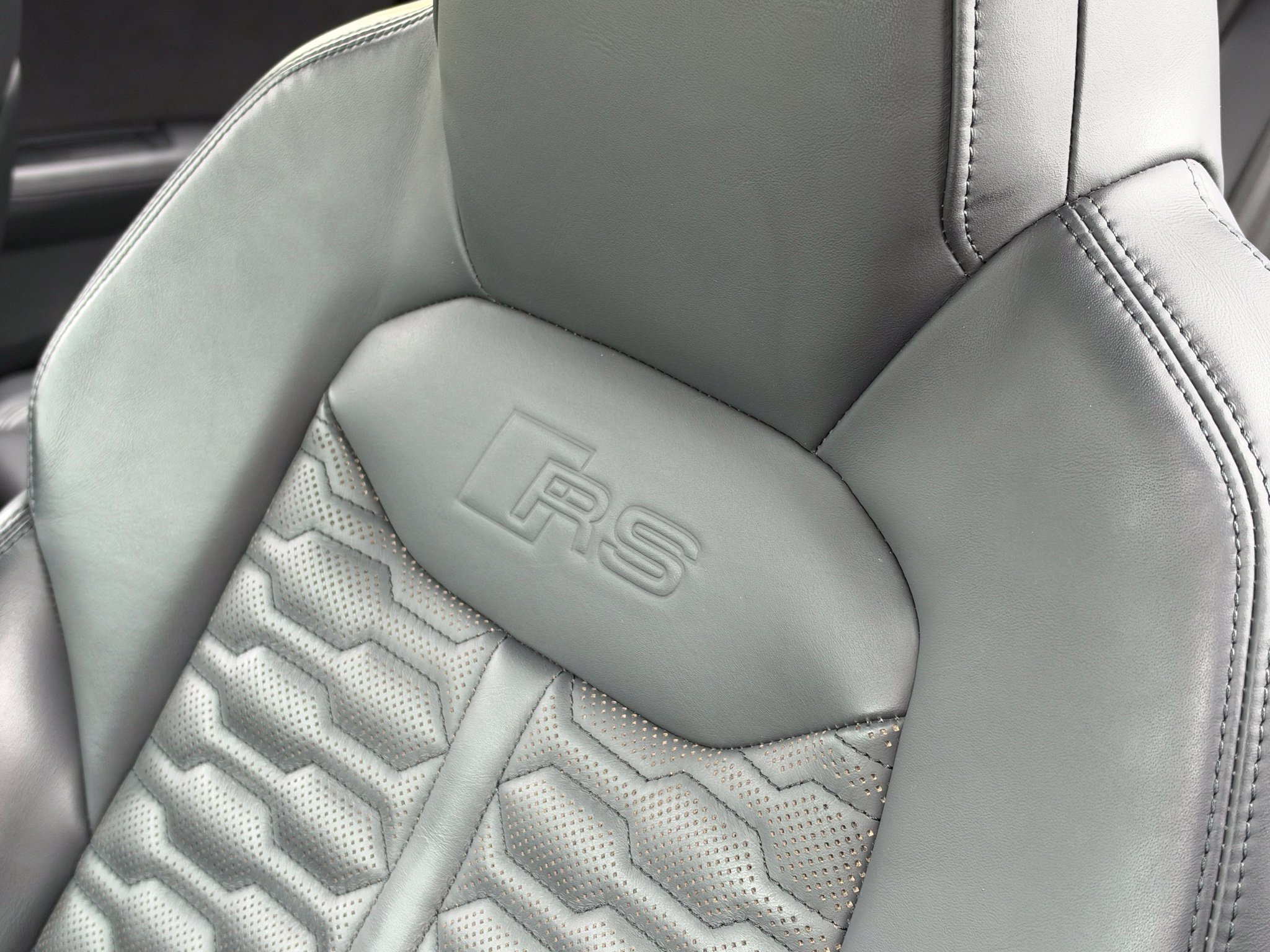 Used 2024 Audi RS Q8 w/ Black Optic Package AWD/4WD image 44