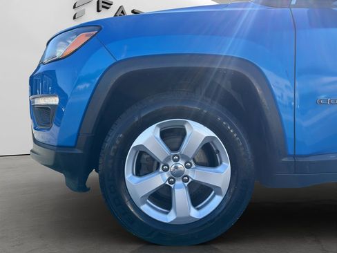 Used 2018 Jeep Compass Latitude AWD/4WD image 25