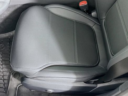 Used 2026 Mercedes-Benz C 300 4MATIC Sedan image 17