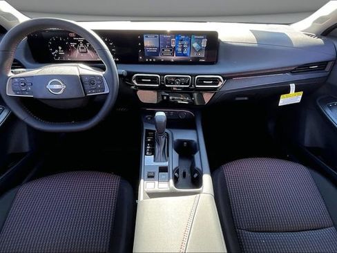 New 2026 Nissan Sentra SR image 5