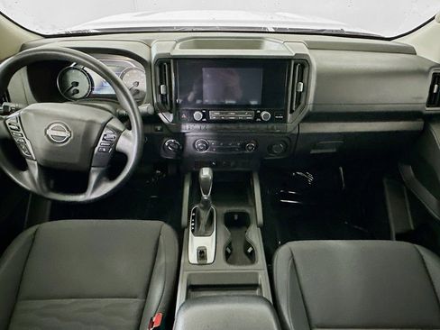 Used 2025 Nissan Frontier S image 16
