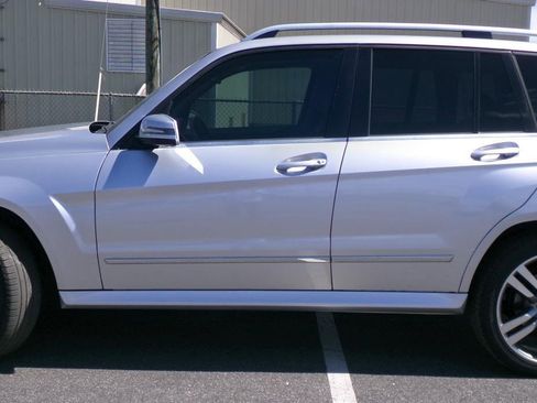 Used 2014 Mercedes-Benz GLK 350 2WD image 2