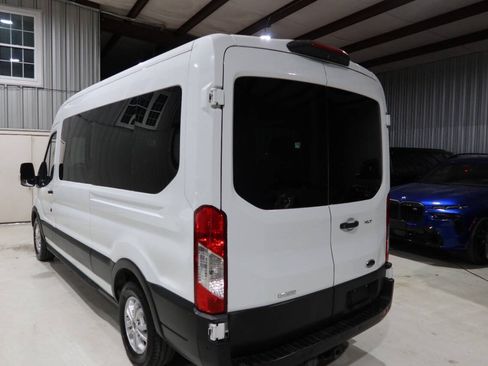 Used 2021 Ford Transit 350 XLT RWD image 3