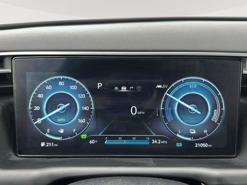 Certified 2024 Hyundai Tucson Limited AWD/4WD image 27