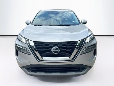 Used 2022 Nissan Rogue SV AWD/4WD image 2