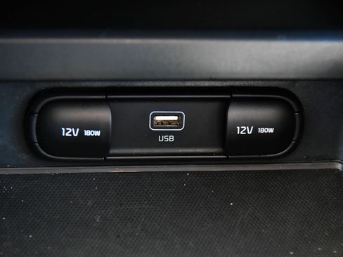 Used 2024 Kia Soul LX w/ Option Group 015 FWD image 21