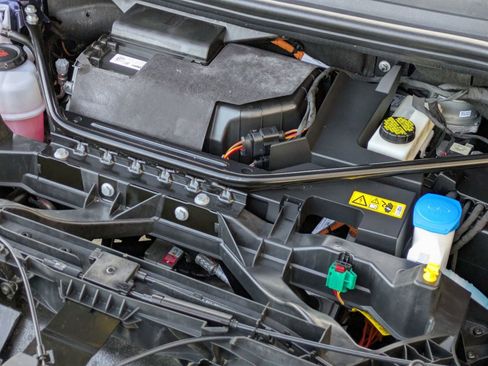 Used 2023 Audi Q4 e-tron Premium w/ Convenience Package image 24