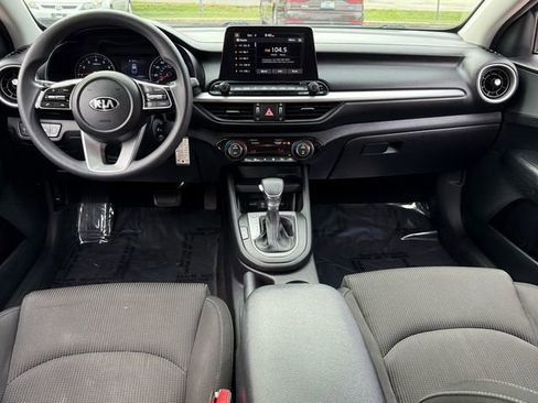 Used 2019 Kia Forte LXS image 7