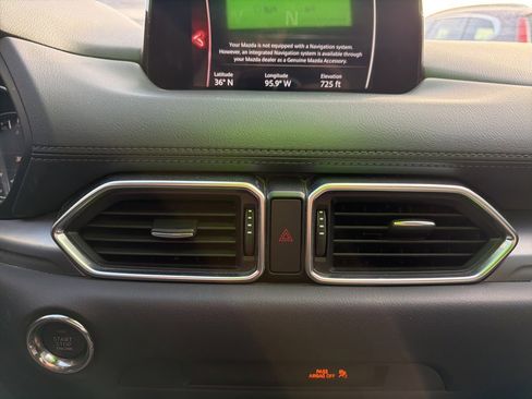 Used 2019 MAZDA CX-5 Touring image 18