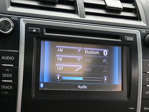 Used 2012 Toyota Camry XLE image 9