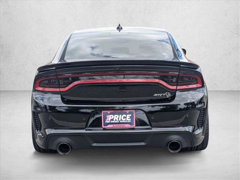Used 2022 Dodge Charger SRT Hellcat w/ Harman/Kardon Audio Group RWD image 7