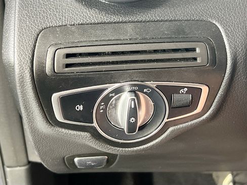 Used 2023 Mercedes-Benz GLC 300 4MATIC Coupe image 10