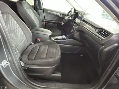 Used 2023 Ford Escape Active AWD/4WD image 30