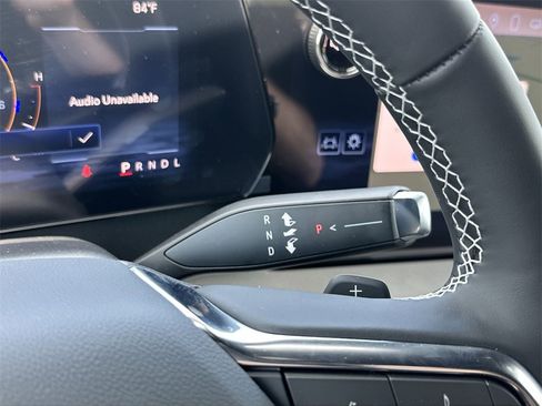 New 2025 Chevrolet Traverse LT w/ Sun and Wheel Package image 23