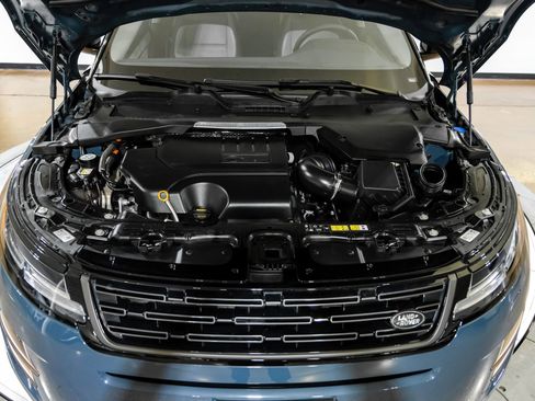 Used 2024 Land Rover Range Rover Evoque Dynamic SE image 53