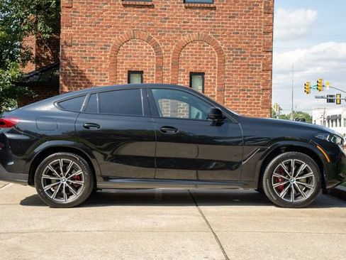Used 2024 BMW X6 M60i AWD/4WD image 4