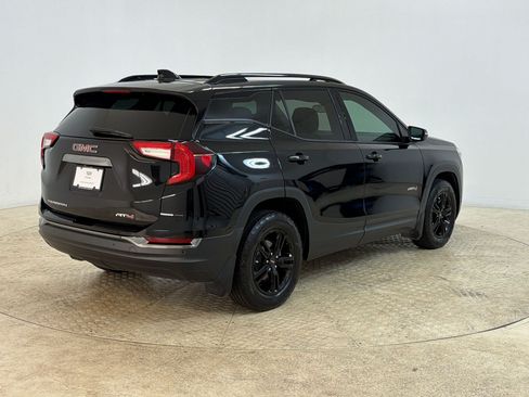 Used 2023 GMC Terrain AT4 AWD/4WD image 9