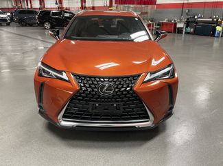 Used 2022 Lexus UX 200 w/ Accessory Package (Z2) video 3
