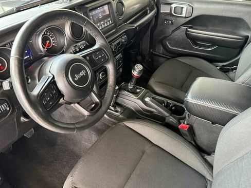 Used 2019 Jeep Wrangler Sport AWD/4WD image 10