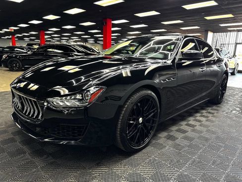 Used 2019 Maserati Ghibli S image 7