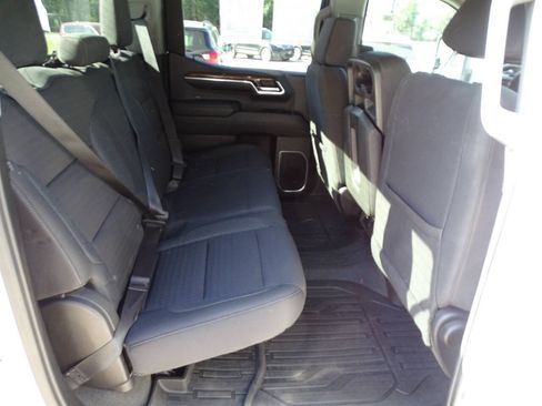 Used 2023 GMC Sierra 1500 4x4 Crew Cab SLE w/ X31 Off-Road Package image 37