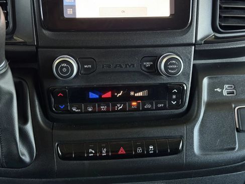 Used 2023 RAM ProMaster 1500 w/ Lane Management Group FWD image 31