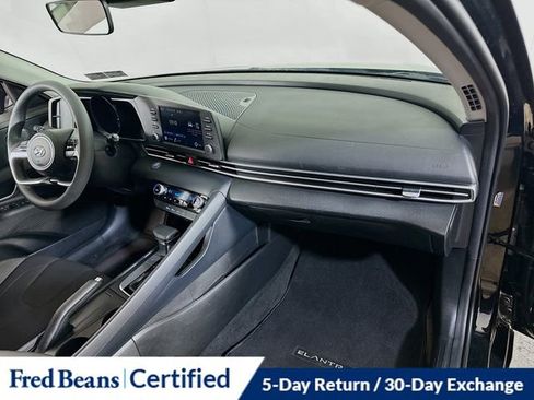 Certified 2023 Hyundai Elantra SEL image 12