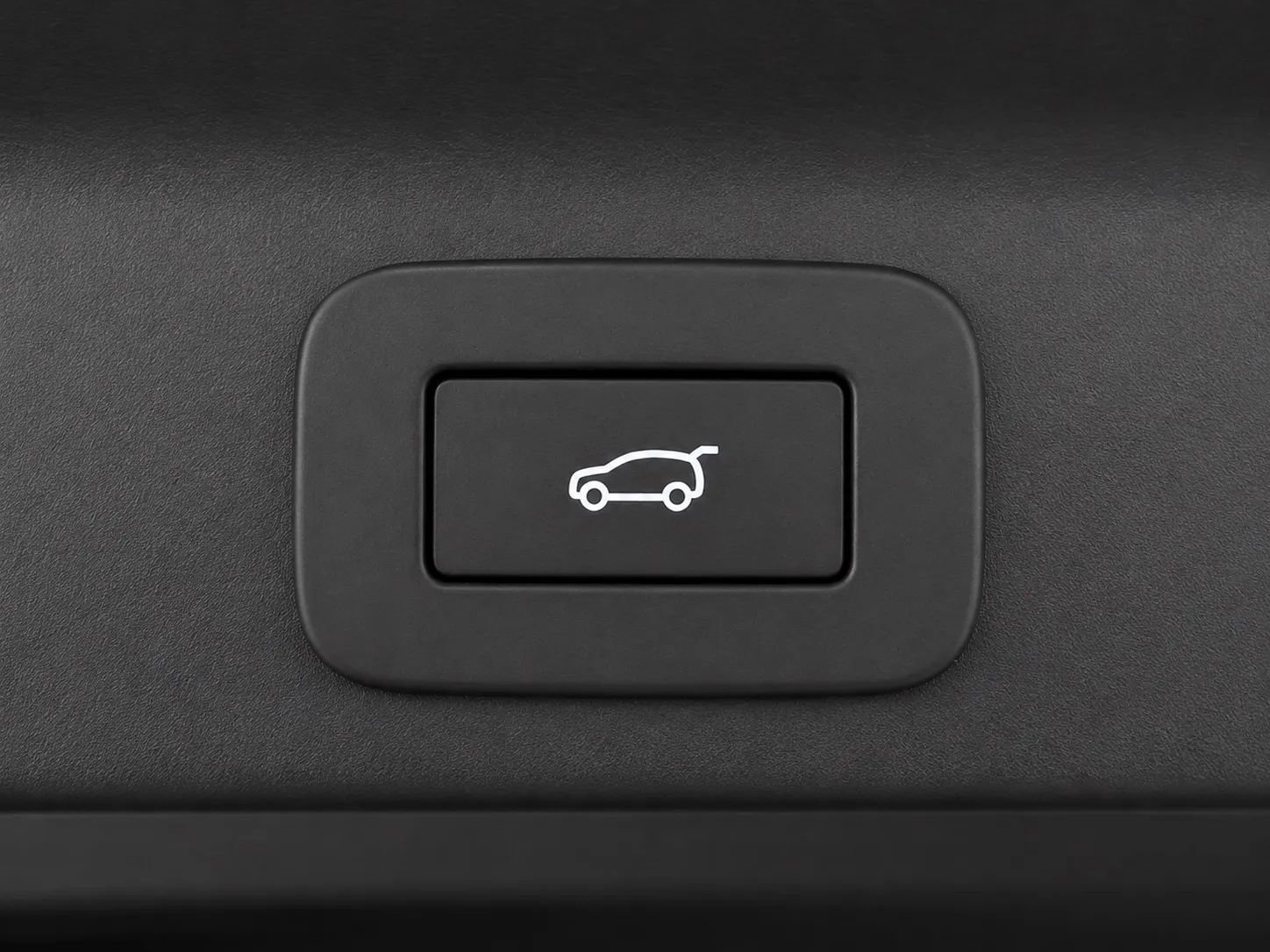 Used 2024 Jaguar F-PACE R-Dynamic S AWD/4WD image 18