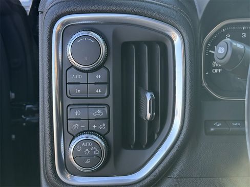 Used 2019 GMC Sierra 1500 AT4 w/ AT4 Premium Package image 18