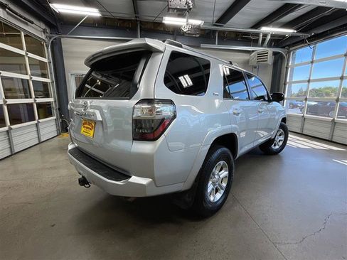 Used 2019 Toyota 4Runner SR5 RWD image 5