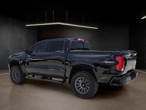 Used 2025 Chevrolet Colorado LT AWD/4WD image 5
