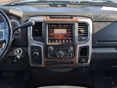 Used 2014 RAM 2500 Laramie AWD/4WD image 18
